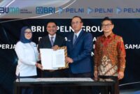 Penandatanganan perjanjian kerjasama antara PT Pelayaran Nasional Indonesia (Persero) (PELNI) dan PT Bank Rakyat Indonesia (BRI) di BRILian Centre Jakarta pada Senin (19/05/2025) . (Dok. BRI)